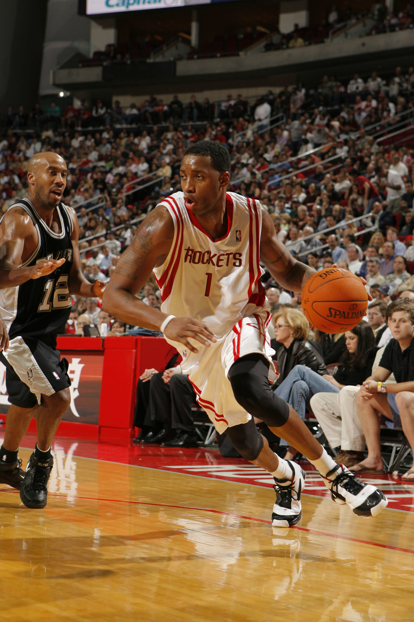 必一运动登录入口-神迹💥21年前今天：麦迪35秒13分上演“麦迪时刻” 率队大逆转