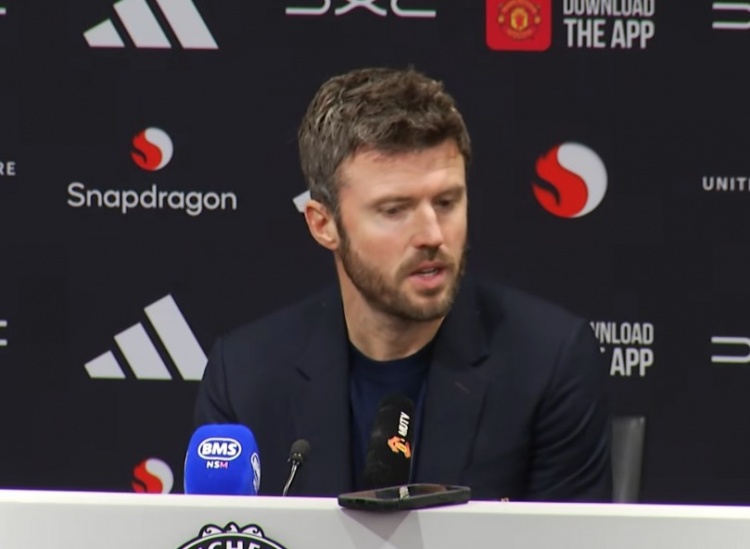 必一体育首页-卡里克：卢克·肖和马奎尔有点不舒服 B费队史地位不是我该评论的